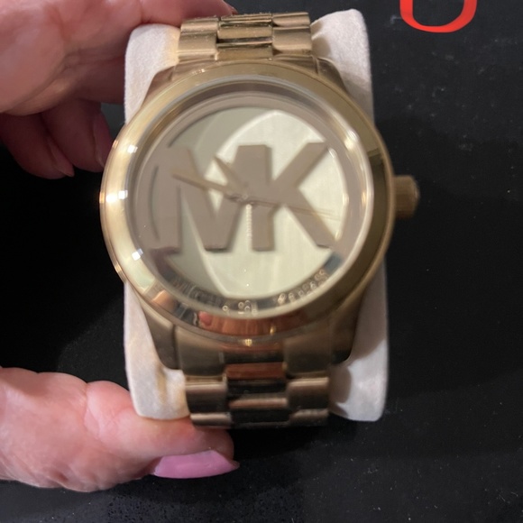 Michael Kors watch - Picture 1 of 1